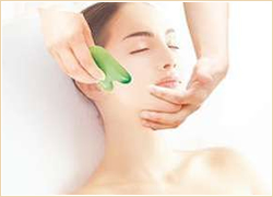 足立区　綾瀬　エステサロン